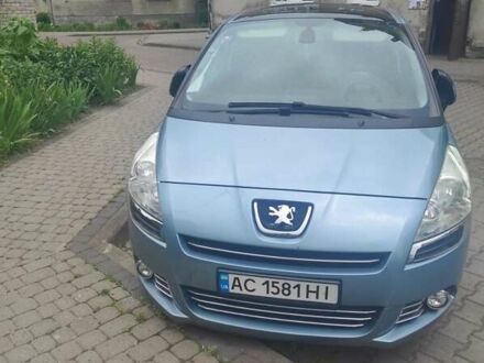 Синій Пежо 5008, об'ємом двигуна 1.6 л та пробігом 249 тис. км за 8000 $, фото 1 на Automoto.ua