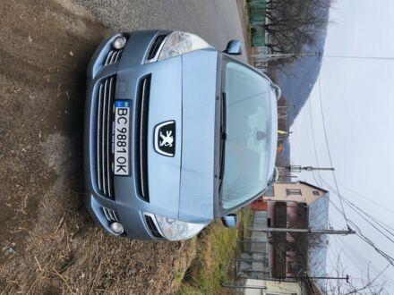 Синий Пежо 5008, объемом двигателя 1.6 л и пробегом 320 тыс. км за 6500 $, фото 1 на Automoto.ua