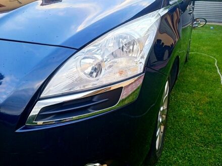 Пежо 5008 2011 в Тернополе на Automoto.ua Синий Пежо 5008, объемом двигателя 1.6 л и пробегом 260 тыс. км за 7700 $, фото 1 на Automoto.ua