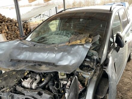 Синий Пежо 5008, объемом двигателя 1.6 л и пробегом 280 тыс. км за 4000 $, фото 1 на Automoto.ua