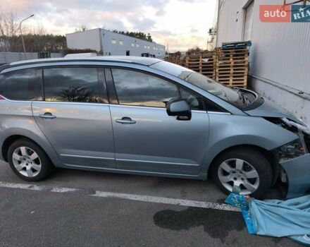 Синий Пежо 5008, объемом двигателя 2 л и пробегом 199 тыс. км за 6500 $, фото 1 на Automoto.ua