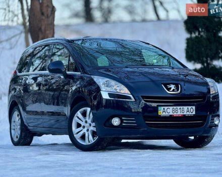 Синий Пежо 5008, объемом двигателя 1.6 л и пробегом 218 тыс. км за 7600 $, фото 1 на Automoto.ua