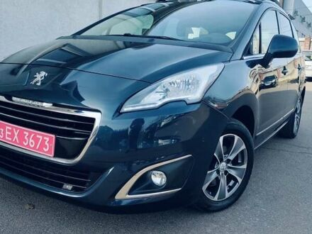 Пежо 5008 2015 в Ровно на Automoto.ua Синий Пежо 5008, объемом двигателя 2 л и пробегом 225 тыс. км за 10699 $, фото 1 на Automoto.ua