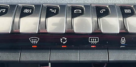 Зеленый Пежо 5008, объемом двигателя 2 л и пробегом 214 тыс. км за 23950 $, фото 18 на Automoto.ua