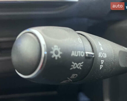 Зеленый Пежо 5008, объемом двигателя 2 л и пробегом 214 тыс. км за 23950 $, фото 16 на Automoto.ua