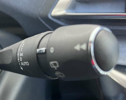 Зеленый Пежо 5008, объемом двигателя 2 л и пробегом 214 тыс. км за 23950 $, фото 17 на Automoto.ua