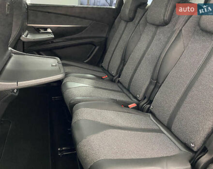 Зелений Пежо 5008, об'ємом двигуна 1.5 л та пробігом 159 тис. км за 22650 $, фото 12 на Automoto.ua