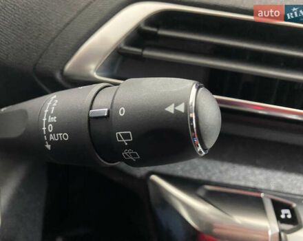 Зелений Пежо 5008, об'ємом двигуна 1.5 л та пробігом 159 тис. км за 22650 $, фото 20 на Automoto.ua