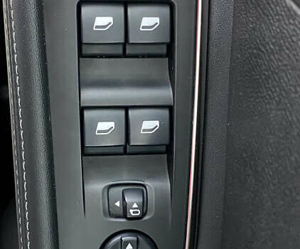 Зелений Пежо 5008, об'ємом двигуна 1.5 л та пробігом 159 тис. км за 22650 $, фото 13 на Automoto.ua