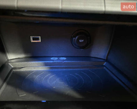 Зелений Пежо 5008, об'ємом двигуна 1.5 л та пробігом 159 тис. км за 22650 $, фото 27 на Automoto.ua