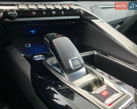 Зелений Пежо 5008, об'ємом двигуна 1.5 л та пробігом 159 тис. км за 22650 $, фото 26 на Automoto.ua