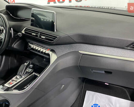 Зелений Пежо 5008, об'ємом двигуна 1.5 л та пробігом 159 тис. км за 22650 $, фото 9 на Automoto.ua