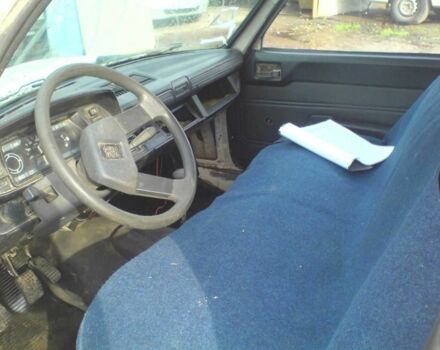 Белый Пежо 504, объемом двигателя 2.3 л и пробегом 300 тыс. км за 1300 $, фото 7 на Automoto.ua