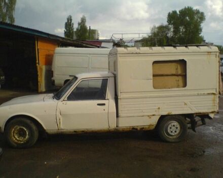 Белый Пежо 504, объемом двигателя 2.3 л и пробегом 300 тыс. км за 1300 $, фото 3 на Automoto.ua