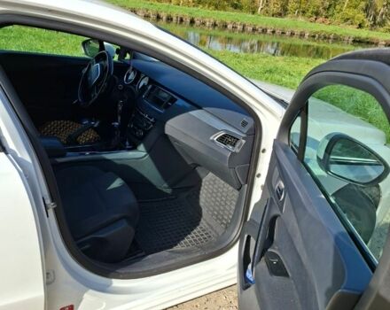 Белый Пежо 508, объемом двигателя 2 л и пробегом 340 тыс. км за 5731 $, фото 5 на Automoto.ua