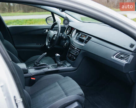 Белый Пежо 508, объемом двигателя 1.6 л и пробегом 187 тыс. км за 9200 $, фото 20 на Automoto.ua