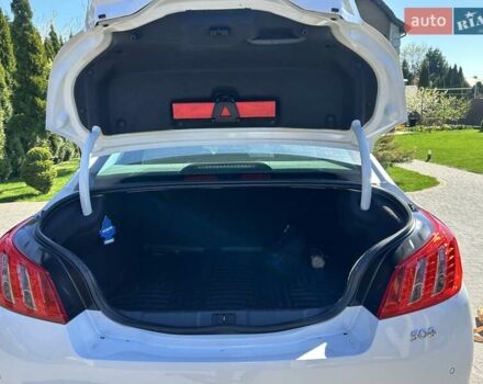 Белый Пежо 508, объемом двигателя 2.18 л и пробегом 214 тыс. км за 9800 $, фото 11 на Automoto.ua