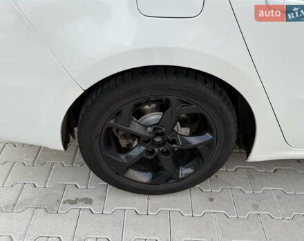 Белый Пежо 508, объемом двигателя 2 л и пробегом 196 тыс. км за 9500 $, фото 5 на Automoto.ua