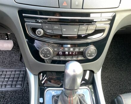 Белый Пежо 508, объемом двигателя 2 л и пробегом 111 тыс. км за 17990 $, фото 40 на Automoto.ua