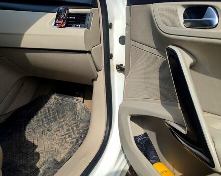Білий Пежо 508, об'ємом двигуна 1.6 л та пробігом 430 тис. км за 5500 $, фото 4 на Automoto.ua