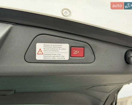 Білий Пежо 508, об'ємом двигуна 2.2 л та пробігом 226 тис. км за 11499 $, фото 42 на Automoto.ua