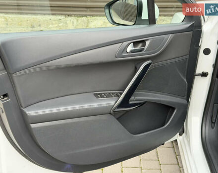 Білий Пежо 508, об'ємом двигуна 2.2 л та пробігом 226 тис. км за 11499 $, фото 18 на Automoto.ua