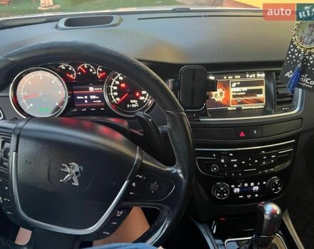 Білий Пежо 508, об'ємом двигуна 2 л та пробігом 305 тис. км за 10000 $, фото 13 на Automoto.ua