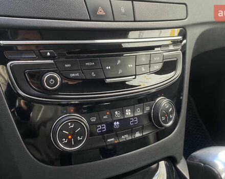 Пежо 508 2016 в Луцке на Automoto.ua Белый Пежо 508, объемом двигателя 1.6 л и пробегом 270 тыс. км за 13900 $, фото 42 на Automoto.ua