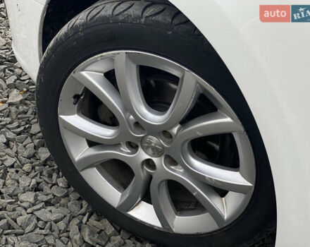 Пежо 508 2016 в Луцке на Automoto.ua Белый Пежо 508, объемом двигателя 1.6 л и пробегом 270 тыс. км за 13900 $, фото 32 на Automoto.ua