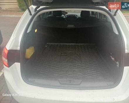 Белый Пежо 508, объемом двигателя 1.56 л и пробегом 230 тыс. км за 9800 $, фото 6 на Automoto.ua