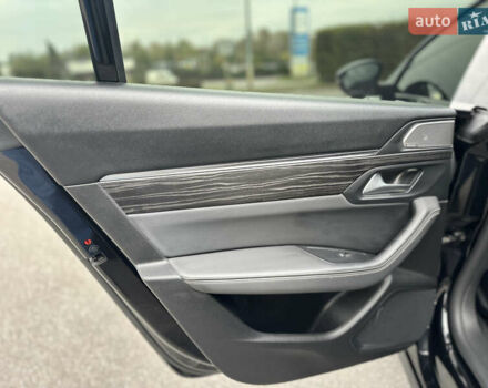 Чорний Пежо 508, об'ємом двигуна 2 л та пробігом 76 тис. км за 21900 $, фото 28 на Automoto.ua