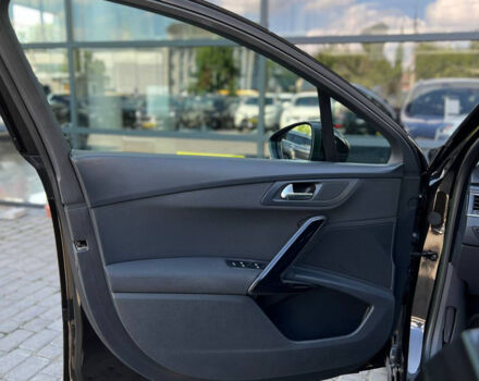 Чорний Пежо 508, об'ємом двигуна 1.6 л та пробігом 250 тис. км за 9400 $, фото 6 на Automoto.ua