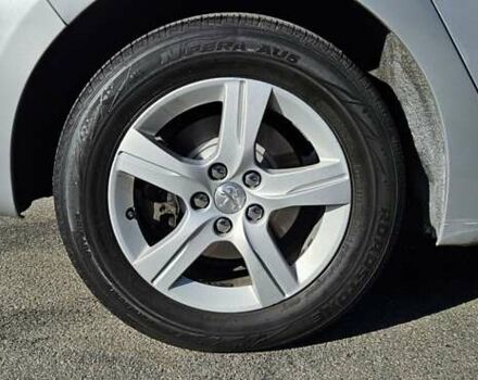 Пежо 508 2014 у Києві на Automoto.ua Сірий Пежо 508, об'ємом двигуна 2 л та пробігом 236 тис. км за 8900 $, фото 6 на Automoto.ua