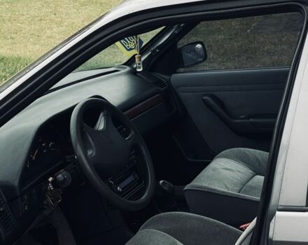 Серый Пежо 605, объемом двигателя 2 л и пробегом 211 тыс. км за 1500 $, фото 12 на Automoto.ua