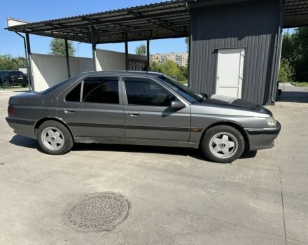 Сірий Пежо 605, об'ємом двигуна 2.1 л та пробігом 200 тис. км за 2100 $, фото 2 на Automoto.ua
