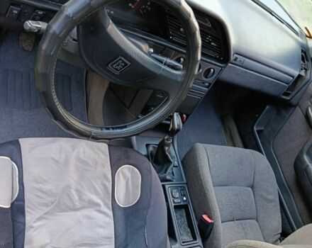 Серый Пежо 605, объемом двигателя 2 л и пробегом 300 тыс. км за 800 $, фото 1 на Automoto.ua