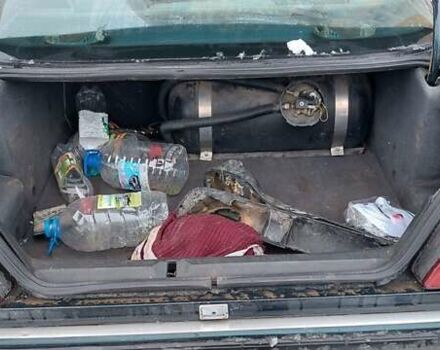 Синий Пежо 605, объемом двигателя 2 л и пробегом 350 тыс. км за 800 $, фото 10 на Automoto.ua