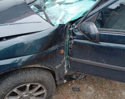 Зеленый Пежо 605, объемом двигателя 2 л и пробегом 777 тыс. км за 1500 $, фото 2 на Automoto.ua