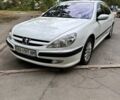 Белый Пежо 607, объемом двигателя 2 л и пробегом 162 тыс. км за 3300 $, фото 1 на Automoto.ua