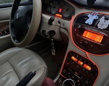 Белый Пежо 607, объемом двигателя 2.2 л и пробегом 292 тыс. км за 3400 $, фото 3 на Automoto.ua