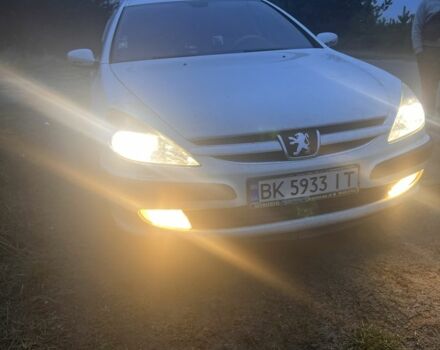 Белый Пежо 607, объемом двигателя 2.2 л и пробегом 292 тыс. км за 3400 $, фото 5 на Automoto.ua