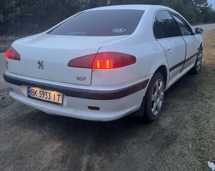 Белый Пежо 607, объемом двигателя 2.2 л и пробегом 292 тыс. км за 3400 $, фото 1 на Automoto.ua