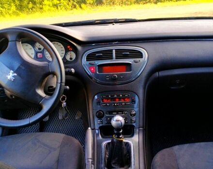 Серый Пежо 607, объемом двигателя 2 л и пробегом 280 тыс. км за 3600 $, фото 3 на Automoto.ua
