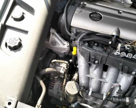 Пежо 607 2004 в Днепре (Днепропетровске) на Automoto.ua Серый Пежо 607, объемом двигателя 2.2 л и пробегом 215 тыс. км за 4500 $, фото 10 на Automoto.ua