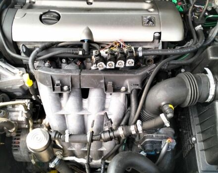 Пежо 607 2004 в Днепре (Днепропетровске) на Automoto.ua Серый Пежо 607, объемом двигателя 2.2 л и пробегом 215 тыс. км за 4500 $, фото 5 на Automoto.ua