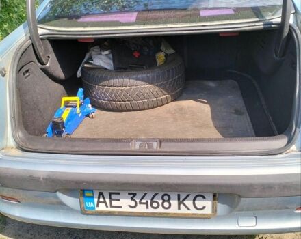 Пежо 607 2004 в Днепре (Днепропетровске) на Automoto.ua Серый Пежо 607, объемом двигателя 2.2 л и пробегом 215 тыс. км за 4500 $, фото 3 на Automoto.ua