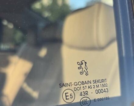 Сірий Пежо 607, об'ємом двигуна 2.95 л та пробігом 135 тис. км за 10800 $, фото 61 на Automoto.ua