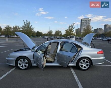 Сірий Пежо 607, об'ємом двигуна 2.95 л та пробігом 135 тис. км за 10800 $, фото 6 на Automoto.ua