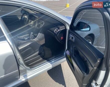 Серый Пежо 607, объемом двигателя 2.7 л и пробегом 349 тыс. км за 5700 $, фото 23 на Automoto.ua