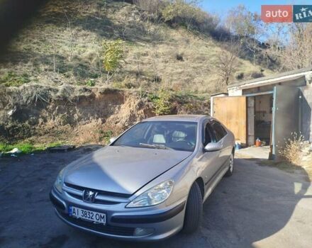 Серый Пежо 607, объемом двигателя 2.18 л и пробегом 280 тыс. км за 2200 $, фото 1 на Automoto.ua